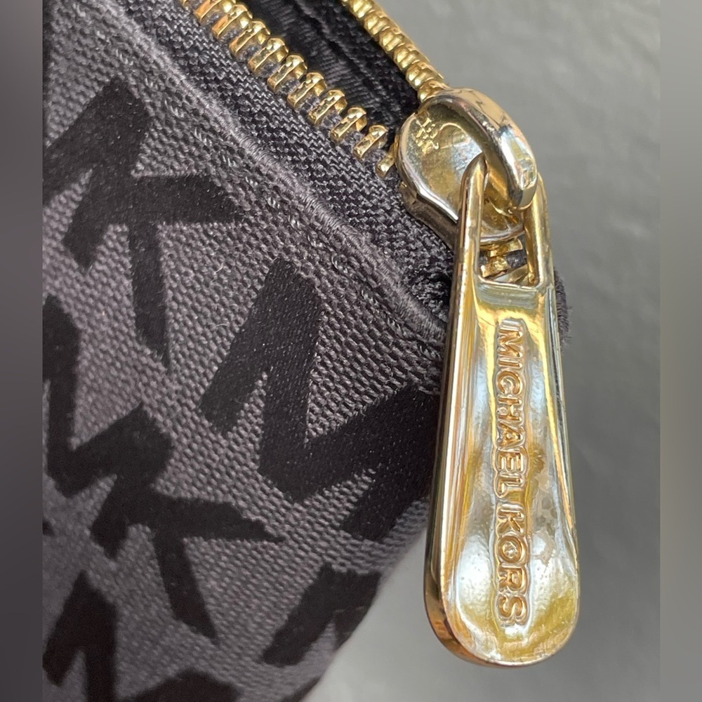 MICHAEL KORS BAG,Michael Kors Black Monogram Handbag - Picture 5 of 17